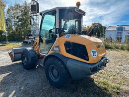 LIEBHERR L506 Compact
