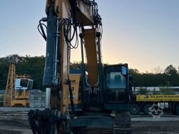 LIEBHERR R936