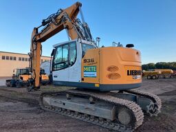 LIEBHERR R936