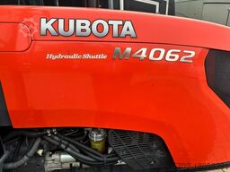 Kubota M4062 Hydraulic Shuttle mit Rasenbereifung