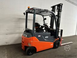 Toyota 8FBMT25