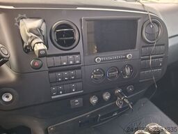 Ford F-Line 6x2 containerhaak