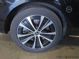 MERCEDES-BENZ E 300 de T EXCLUSIVE Interieur 360° DISTRONIC