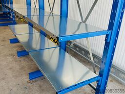 ca. 3,15 lfm. Kragarmregal mit Fachböden H: 250cm 140 kg/Arm META Multistrong