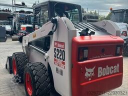 BOBCAT S 220 Kompaktlader - High Flow
