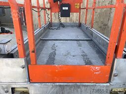 JLG 2646ES (10m)