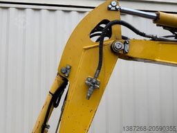 KOMATSU PC26MR-3 / 2020 BJ / 2.082 H / 2 x Löffel