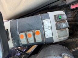 KOMATSU PC26MR-3 / 2020 BJ / 2.082 H / 2 x Löffel