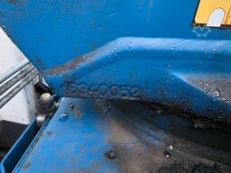 VOLVO FE 320 6x2/4 Abroller mit Cont. + Kran HMF 1820