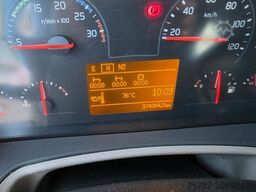 VOLVO FE 320 6x2/4 Abroller mit Cont. + Kran HMF 1820