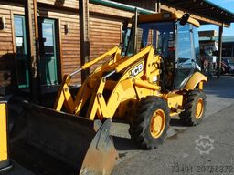 JCB 2CX Airmaster ( 5,8t  ) mit Klappsch.