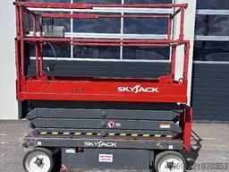 SkyJack SJ 3226 9,90m Scherenarbeitsbühne *Akku NEU*