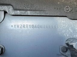 VOLVO FH 13.460 I-PARK COOL 2X TANKS SUPER CONDITION 2