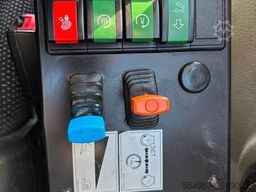 KRAMER 8115 L AGRAR VOLLAUSSTATTUNG 40 kmh 4x4x4