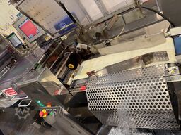 Fuji Packaging / Loma Systems FW3410 Muffin/Cake/Brownie Packing Line