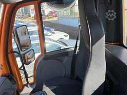 Mercedes-Benz Unimog U 319