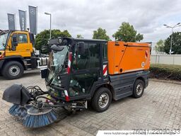 Aebi Kompaktkehrmaschine Swingo 200