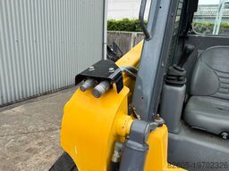 Gehl RT165
