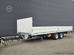 Junge Junge / 2 AXLE TRAILER WITH BOARDS