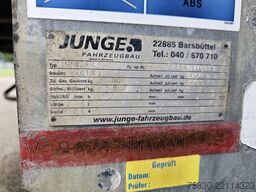 Junge Junge / 2 AXLE TRAILER WITH BOARDS
