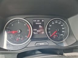 VW Crafter 35 Kasten Plus Doka mixto NAVI AHK 6 Sitzer