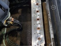 Mitsubishi MV 2400 S