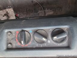 UNIMOG U 300  / Allrad / 4X4 / Kipper / WENIG KM