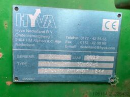 Volvo FM1850-T Terberg 8x4 hooklift