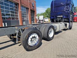 DAF XF 530 6X2 - steel / air - steering axle - WB 4...