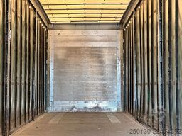 SCHMITZ CARGOBULL SCB*S3T MegaTrailer Curtainsider Edscha