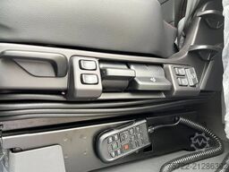 Scania R590 6x4 BL Plattform / Kran TAJFUN LIV L150Z