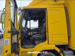 IVECO iveco 120E24N115 FURGONE CHIUSO CON SPONDA MONTACARICHI
