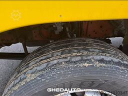 IVECO iveco 120E24N115 FURGONE CHIUSO CON SPONDA MONTACARICHI