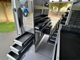 VOLKSWAGEN CRAFTER REGALS. STANDHZG. ZUSATZHEIZUNG NAVI PDC