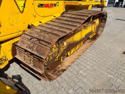 Komatsu D65PXI-18 mit Heckaufreißer GPS