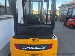 Jungheinrich EFG320