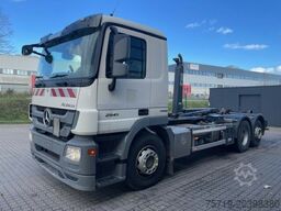 Mercedes-Benz 2541 Actros 6x2 Multilift