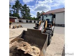 AHLMANN AX 700