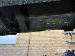 Schmitz Cargobull Curtainsider Mega