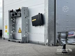 Schmitz Cargobull Curtainsider Mega Getränke