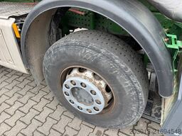 MERCEDES-BENZ AROCS 3240 8x4 Betonmischer Liebherr 9 m³