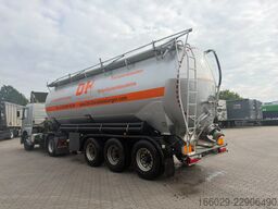 KÄSSBOHRER 3-Achs Silo für Staubgut 40m³