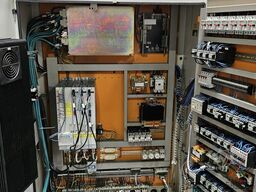 Hermle UWF 902 H - TNC 426