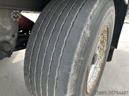 Schmitz Cargobull SCB S3B / Box Trailer / BPW Drum / NL Trailer /...