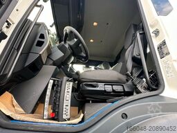 MAN TGS 28.440 6x4-4/3-Seiten- Kipper / Hiab 138-3