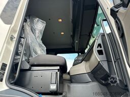 MAN TGS 28.440 6x4-4/3-Seiten- Kipper / Hiab 138-3