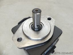 Parker T7B B15 2R00 A5M0 Flügelzellenpumpe  SN14D07504 --