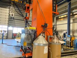 Cloos Qirox Roboter auf Bodenfahrbahn