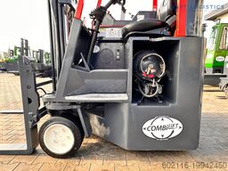 Combilift C3000CB / LPG / TRIPLEX MAST / 5500MM
