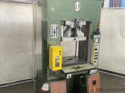 SCHÖN UTE/B 50